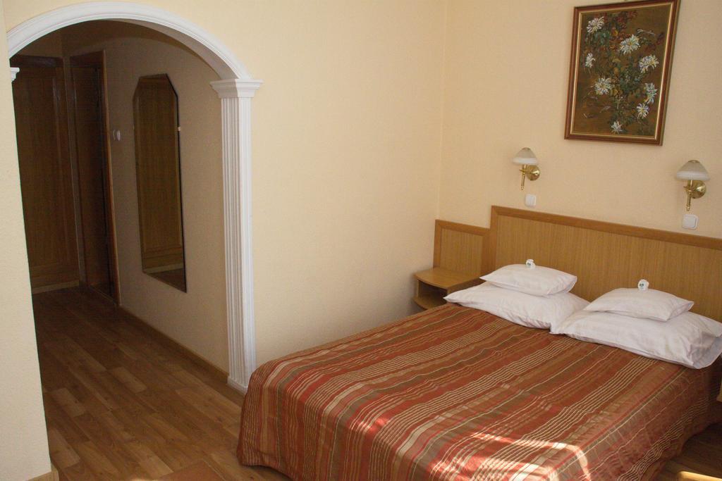 Hotel Pannonia Mişcolţ Exterior foto