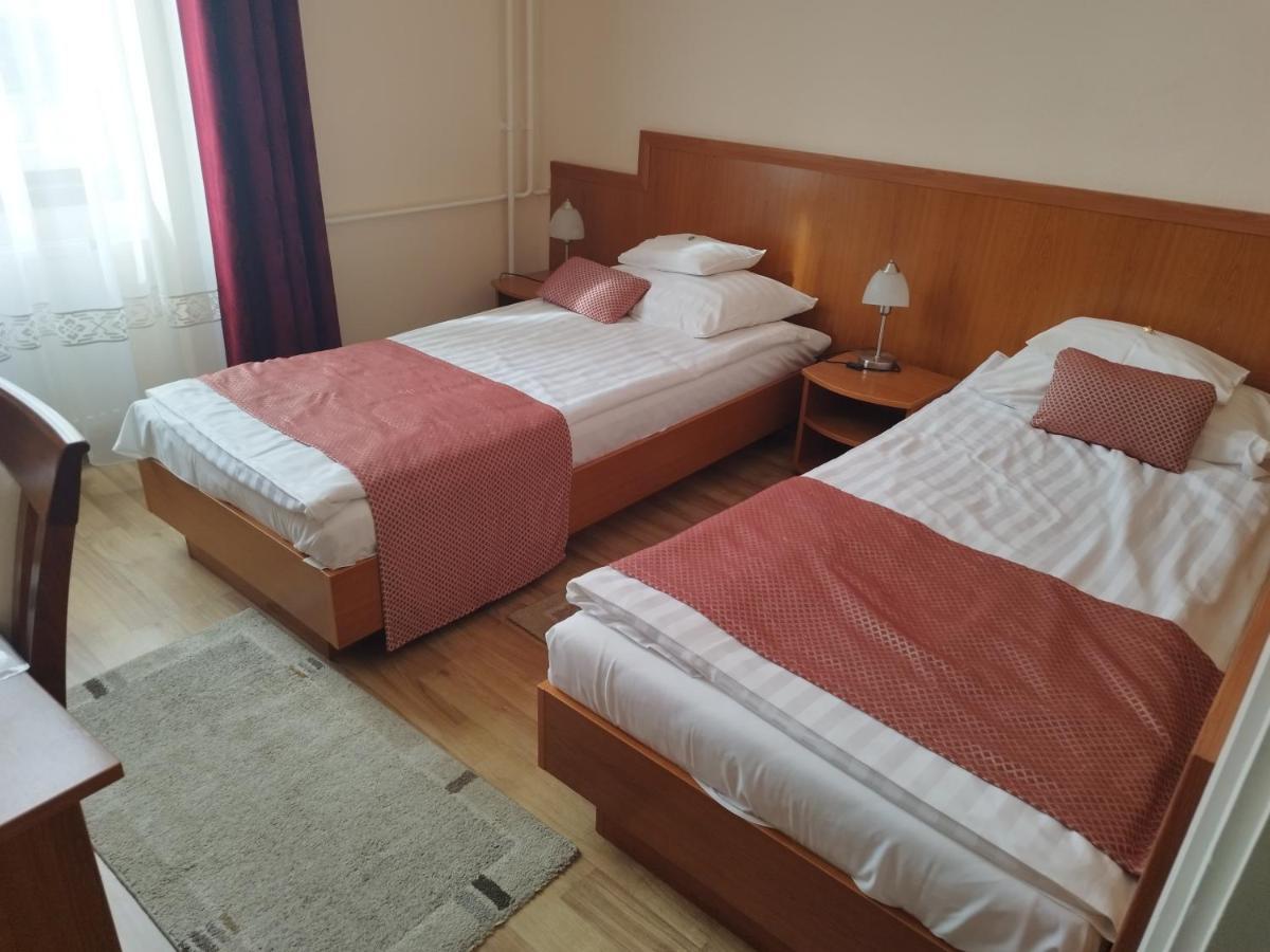 Hotel Pannonia Mişcolţ Exterior foto
