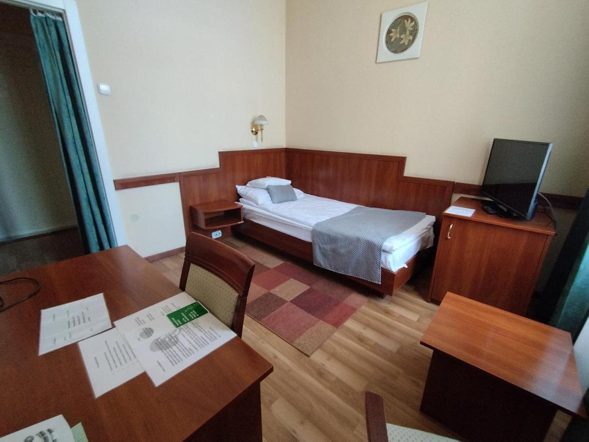 Hotel Pannonia Mişcolţ Exterior foto