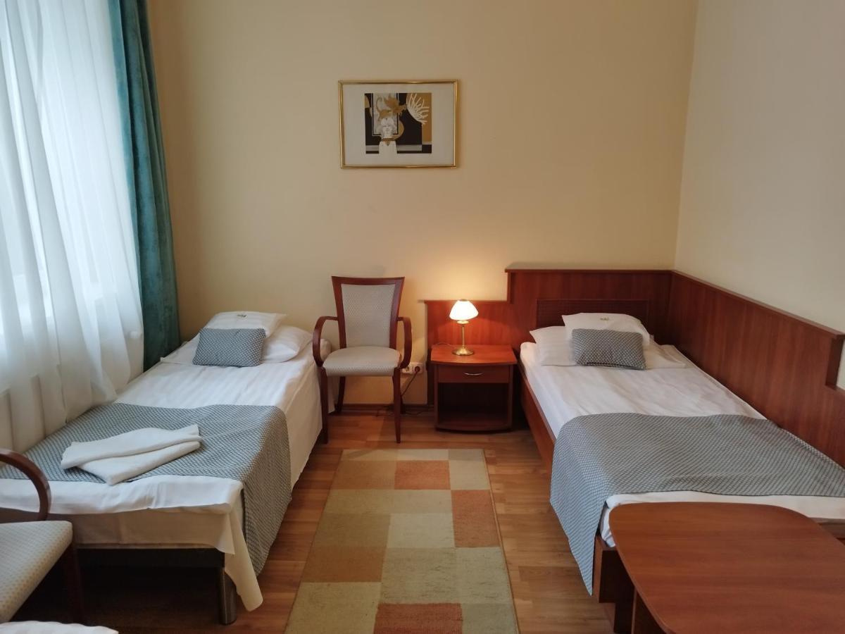 Hotel Pannonia Mişcolţ Exterior foto